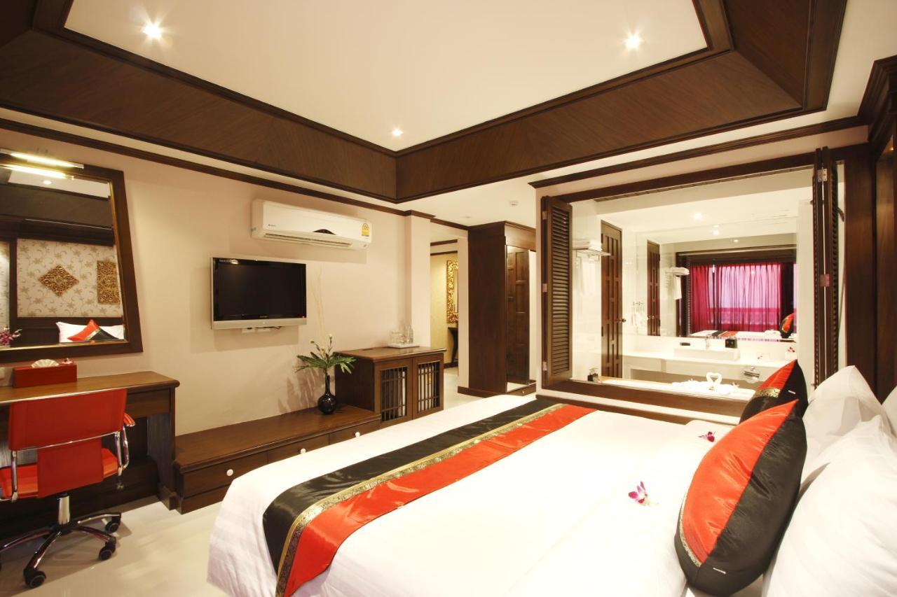 Rayaburi Hotel, Patong Екстер'єр фото