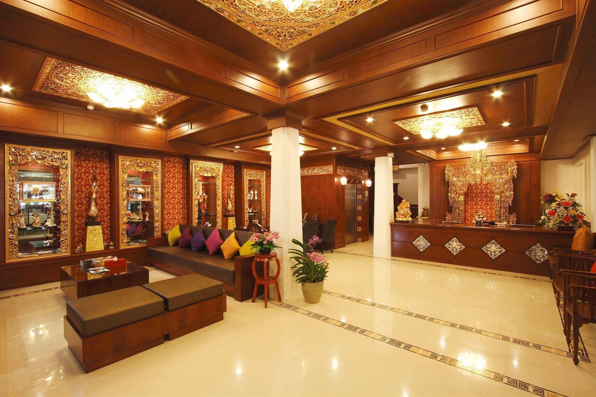 Rayaburi Hotel, Patong Екстер'єр фото